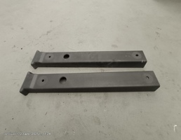 Накладка на стойку верхняя среднюю пара для Land Rover Defender I рестайлинг (2007—2016)  запчасти бу