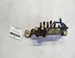 Концевик ручки двери для Mazda 626 GC (1982—1987)  запчасти бу