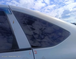 Стекло кузовное глухое левое для ВАЗ (LADA) Granta I (2011—2018)  запчасти бу