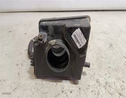 Резонатор воздушного фильтра для Nissan Maxima A32 (1994—2000)  запчасти бу