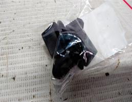 Фиксатор крышки под торпедо для BMW X5 E53 (1999—2003)  запчасти бу