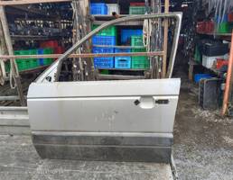 Дверь передняя левая для VOLKSWAGEN Passat B3 (1988—1993)  запчасти бу