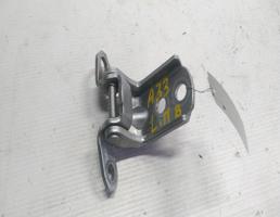 Петля двери передней верхняя левая для Nissan Maxima A33 (1999—2006)  запчасти бу