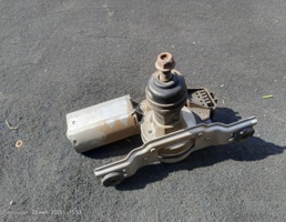 Моторчик стеклоочистителя заднего для Jeep Cherokee III (2001—2004)  запчасти бу