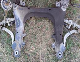 Балка подмоторная для VOLKSWAGEN Passat B5 рестайлинг (2000—2005)  запчасти бу