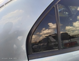 Стекло двери задней правой (форточка) для Mitsubishi Lancer IX (2000—2007)  запчасти бу