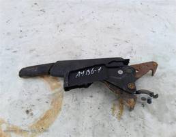 Рычаг ручного тормоза для Audi A4 B6 (2000—2006)  запчасти бу