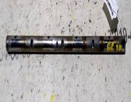 Штанга рокеров для Mazda 626 GC (1982—1987)  запчасти бу