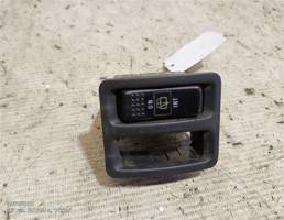 Кнопка стеклоочистителя переднего для Mitsubishi Space Wagon II (1991—1998)  запчасти бу