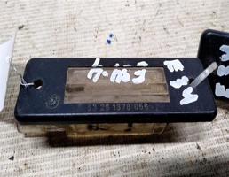 Фонарь подсветки номера для BMW 5 серия E34 (1988—1996)  запчасти бу