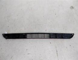 Решетка в бампер для Audi 80 B2 (1978—1986)  запчасти бу