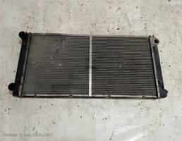 Радиатор основной для VOLKSWAGEN Passat B3 (1988—1993)  запчасти бу