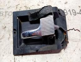 Крючок двери передней правой для Audi 100 C3 (1982—1988)  запчасти бу