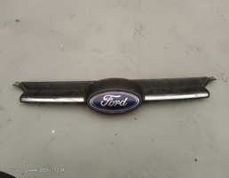 Решетка в бампер для Ford Focus III (2011—2015)  запчасти бу