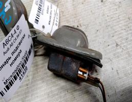 Фонарь подсветки номера для Audi A6 C4 (1994—1997)  запчасти бу