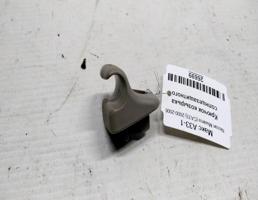 Крючок козырька солнцезащитного для Nissan Maxima A33 (1999—2006)  запчасти бу