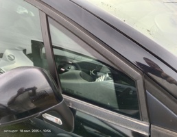 Стекло двери передней правой (форточка) для Citroen C4 I (2004—2014)  запчасти бу