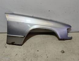 Крыло переднее правое для Mercedes-Benz 190 (W201) W201 (1982—1993)  запчасти бу