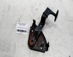 Ручка открывания капота для Audi 80 B4 91-94г  запчасти бу