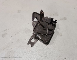 Замок капота для VOLKSWAGEN Polo III (1994—2002)  запчасти бу