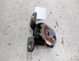 Петля двери передней верхняя правая для Mazda 3 BK (2003—2006)  запчасти бу