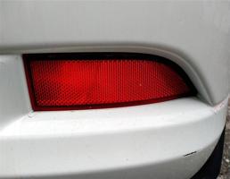 Отражатель в бампер задний правый для Renault Logan II (2012—2018)  запчасти бу