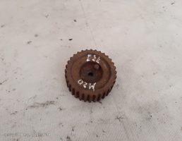 Шестерня промежуточного вала для BMW 3 серия E30 (1982—1994)  запчасти бу