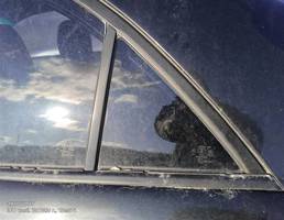 Стекло двери задней левой (форточка) для Mazda 6 GG рестайлинг (2005—2008)  запчасти бу