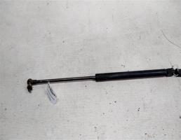 Амортизатор капота для Toyota Mark II X90 (1992—1996)  запчасти бу