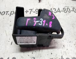 Крючок двери передней правой для VOLKSWAGEN Golf Mk3 (1991—2000)  запчасти бу