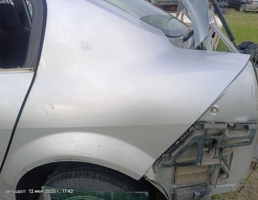 Крыло заднее левое для Renault Megane II (2002—2006)  запчасти бу