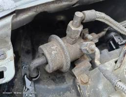 Регулятор давления топлива для Audi 80 B4 (1991—1996)  запчасти бу