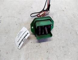 Резистор печки для Audi 100 C3 (1982—1988)  запчасти бу