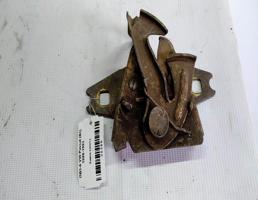 Замок капота для VOLKSWAGEN Passat B3 (1988—1993)  запчасти бу