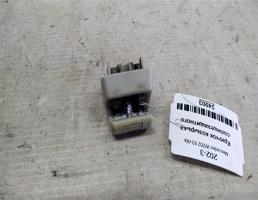 Крючок козырька солнцезащитного для Mercedes-Benz C-класс W202/S202 (1993—1997)  запчасти бу