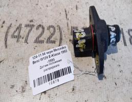 Датчик распредвала для Mercedes-Benz E-класс W124/S124/C124/A124 (1984—1997)  запчасти бу