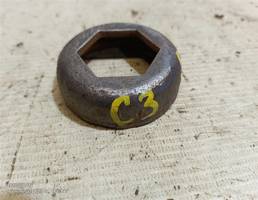 Гайка крепления амортизатора переднего для Audi 100 C3 (1982—1988)  запчасти бу