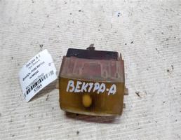 Фонарь подсветки номера для Opel Vectra A (1988—1995)  запчасти бу