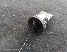 Переключатель света фар для Skoda Rapid I (2012—2017)  запчасти бу