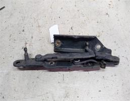 Петля крышки багажника левая для Audi 80 B3 (1986—1991)  запчасти бу