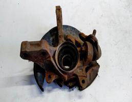 Кулак поворотный передний правый для Toyota Corolla  запчасти бу