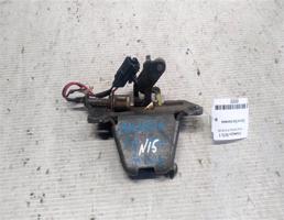 Замок багажника для Nissan Almera N15 (1995—2000)  запчасти бу