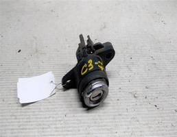 Кнопка открывания багажника личинка для Audi 100 C3 (1982—1988)  запчасти бу