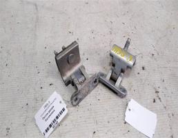 Петля двери багажника для VOLKSWAGEN Passat B5 (1996—2001)  запчасти бу