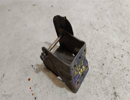 Кронштейн ДВС задний для Nissan Maxima A32 (1994—2000)  запчасти бу