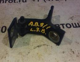 Петля двери задней верхняя левая для Audi 80 B3 (1986—1991)  запчасти бу