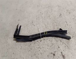 Диффузор радиатора передний для Audi 100 C3 (1982—1988)  запчасти бу