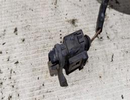 Датчик температуры воздуха (за бортом) для VOLKSWAGEN Passat B5 рестайлинг (2000—2005)  запчасти бу