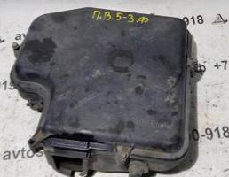 Корпус блока предохранителей для VOLKSWAGEN Passat B5 (1996—2001)  запчасти бу