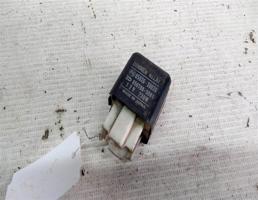 Реле для Toyota Hiace H100 (1989—2004)  запчасти бу